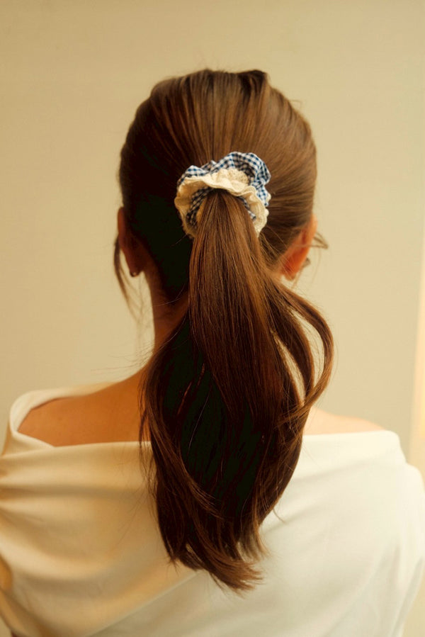 CHECK & LACE chouchou / blue and white