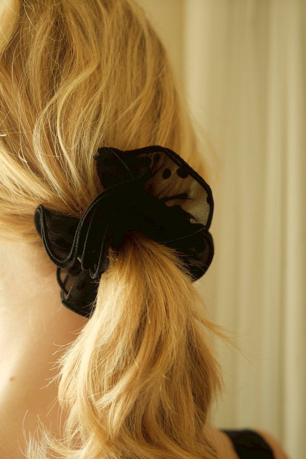 DOT Frill chouchou / black