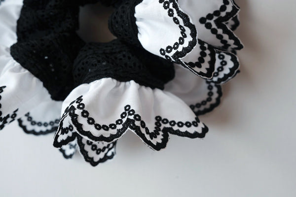 COTTON LACE chouchou / black